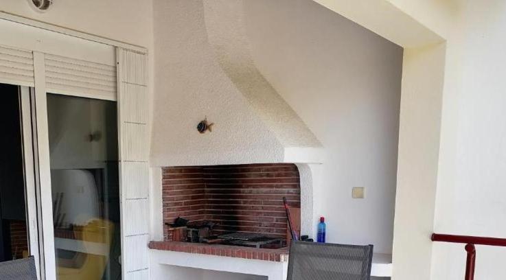 Beach N Fun Bbq Fireplace Saronida 외부 사진